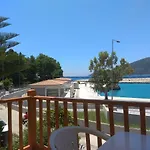 Kostas Ii * Vaszilikí
