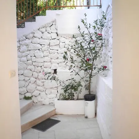 Apartament Kostas Ii *